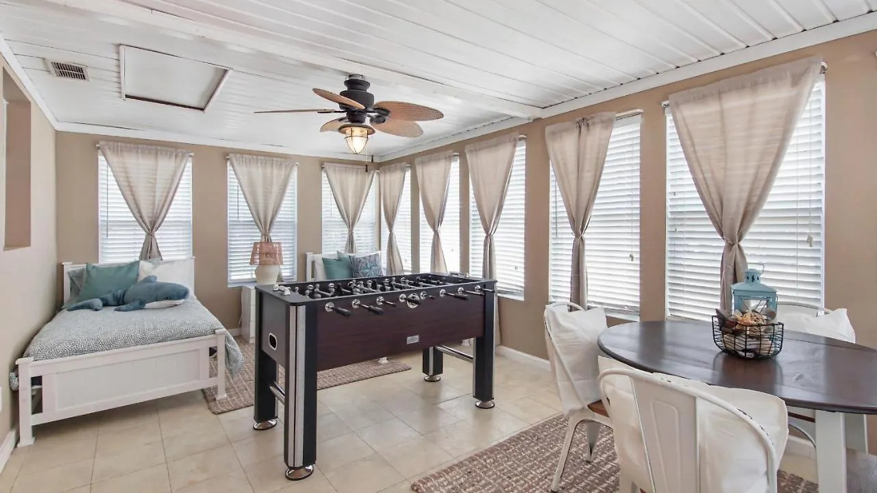 Delmar Dunes By Sand Seeker Vacations Panama City Beach 0*,  USA